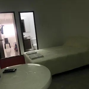 Apartamento Apartamento Comodo En Laureles, Centrico Y Bien Ubicado Apto404